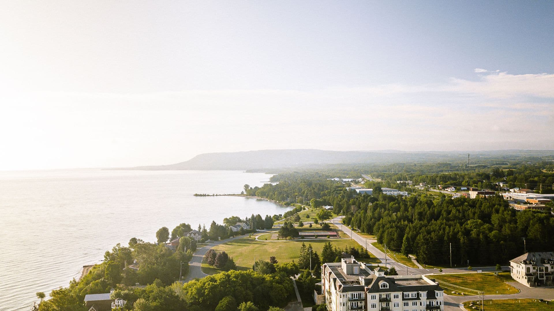 A drone shot of the Meaford beach in the summer.